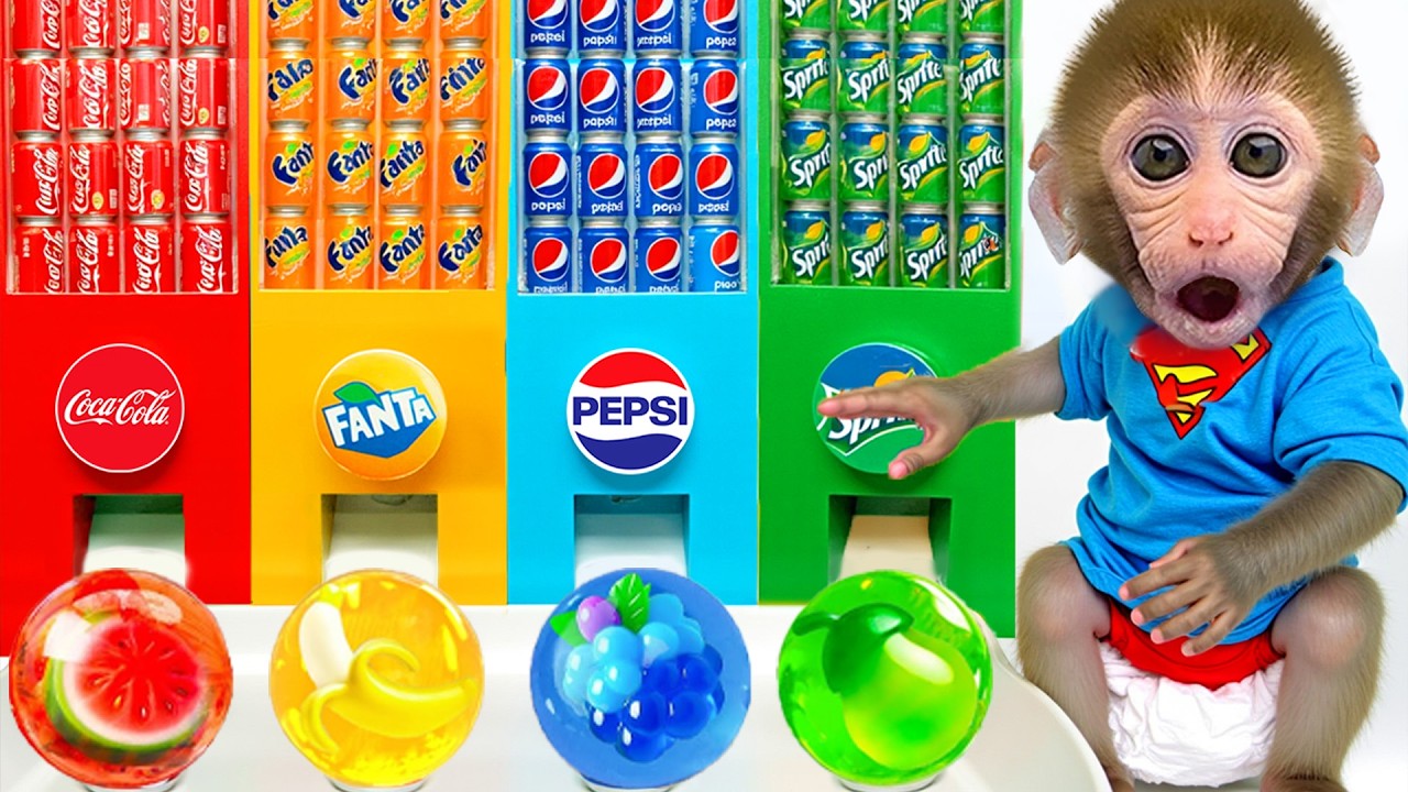 小猴子 Gogo 被彩色汽水機嚇到了🥤🌈😱| Gogo Monkey Life