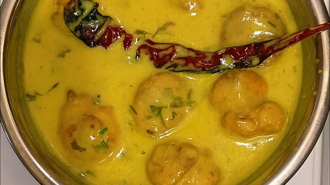 मजेदार पकोडे की कड़ी बनाने का आसान तरीका 🍲