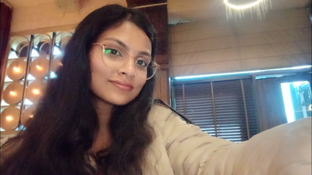 Come travel with me for a solo date 🛍️🧳💓Part 2