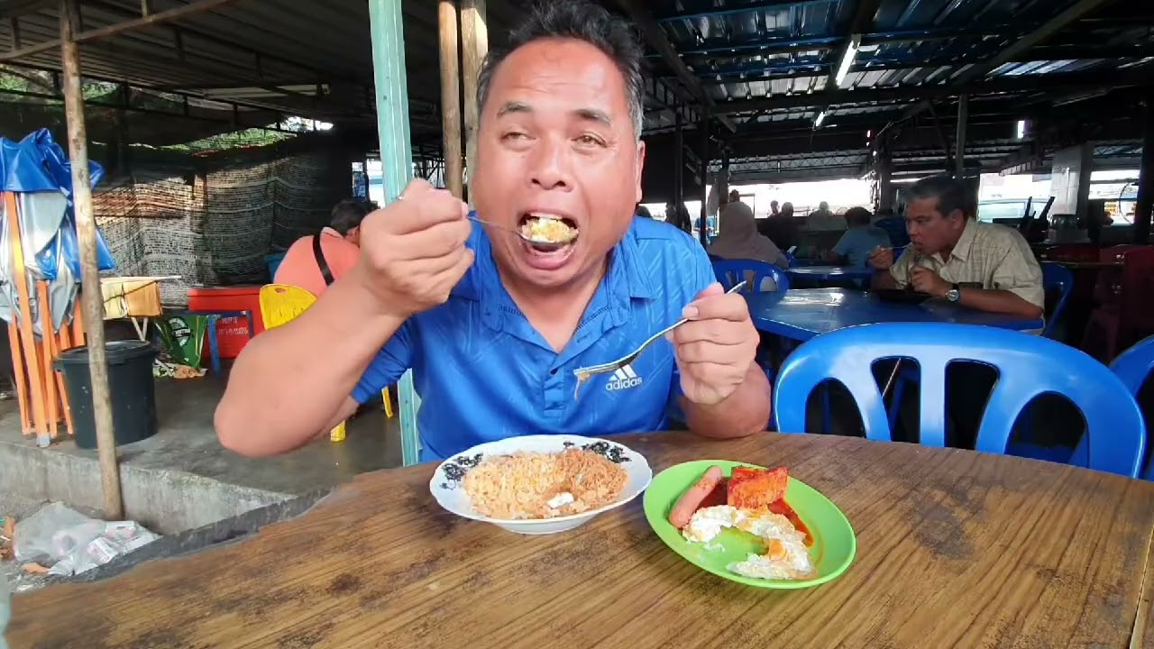อาหารเช้าปีนัง ร้านประหยัดๆก็มี สองจานนี้แค่ 30บาท ถูกมากขนาดนี้นะ