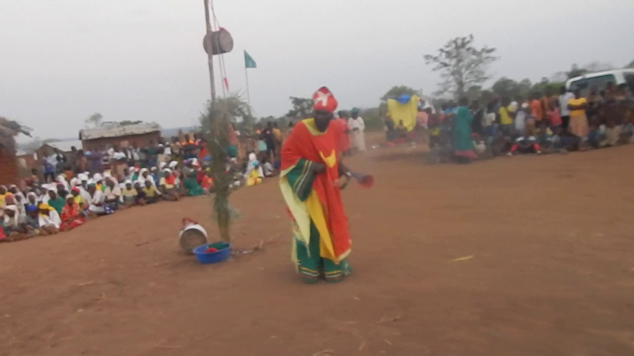 Sayinani Kapiri Kunta + Nkhwangwa yanga