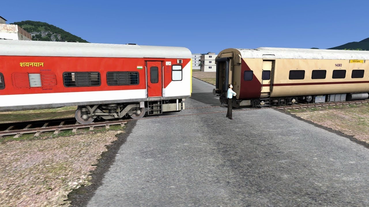 IZN WDM3D With Wide Window LHB Coaches Coupling 2nd AC Utkrisht Coaches & Run At 140kmph