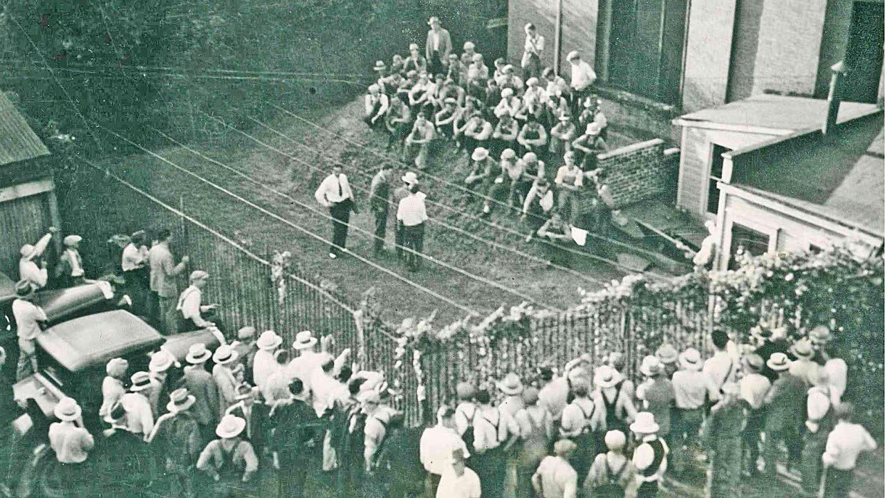 Mob Threatens to Storm Squirrel Cage Jail