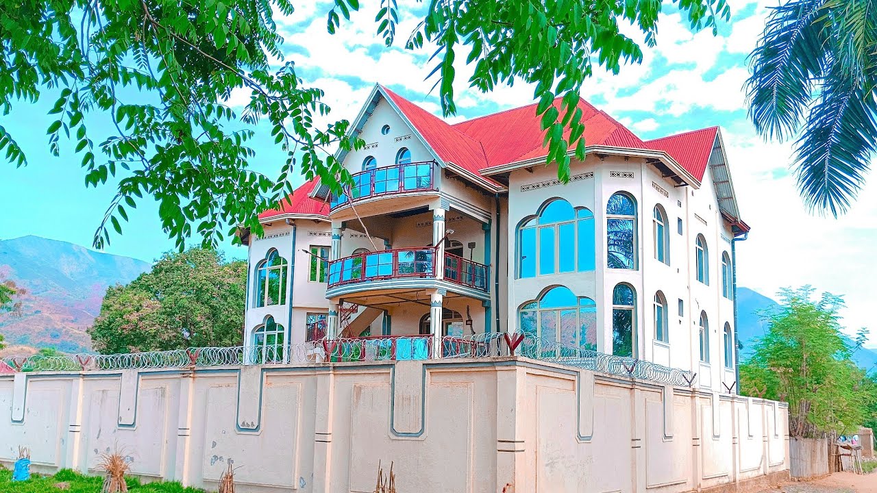 UZINDUZI WA HOTELI KUBWA,  TARAFANI FIZI NZIMA, PA MBOKO, (REGINA GEUST )