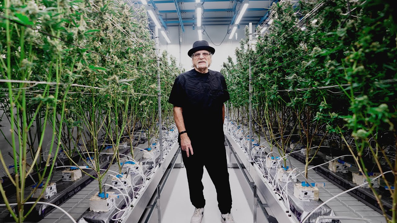 Longest serving nonviolent cannabis inmate (Richard Delisi) becomes first patient at Cookies Florida