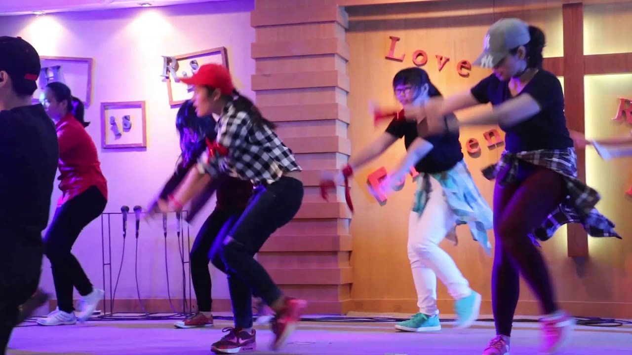 Happy Day  - 3D D'Generations Dynamic Easter Dancer Cover