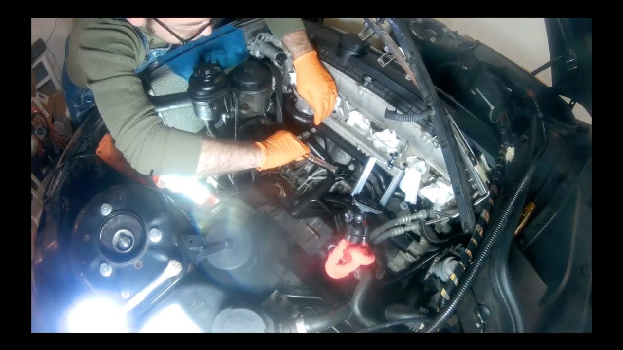 Замена пластиковых патрубков системы охлаждения на BMW Z3 M52TU M54