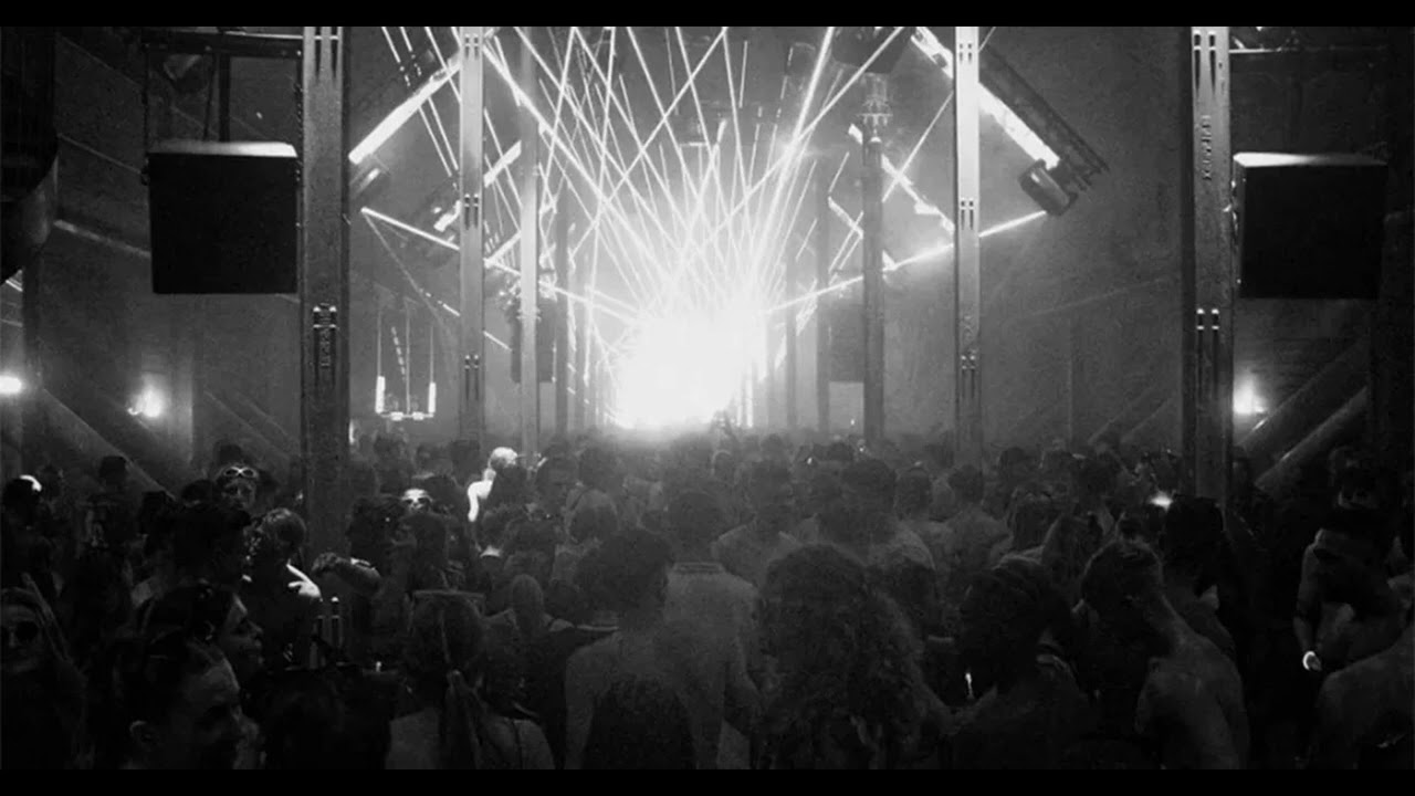 1 Month Off - Techno Set 12/4/2025