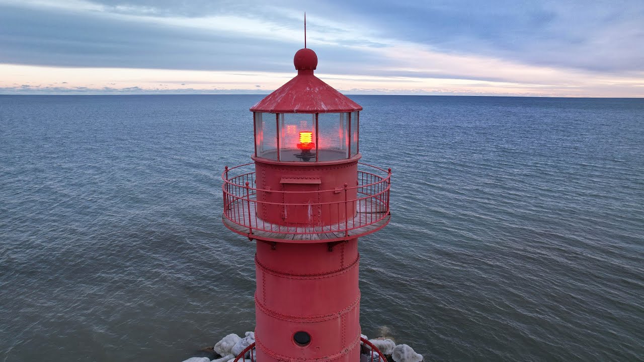Algoma Pierhead Lighthouse | Fox River Drones