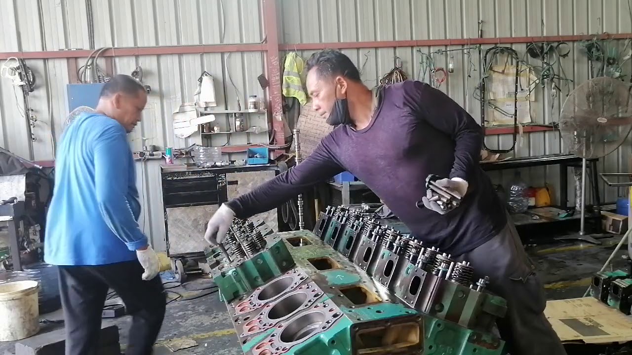 QST30 Engine ASSYMBLE part 3