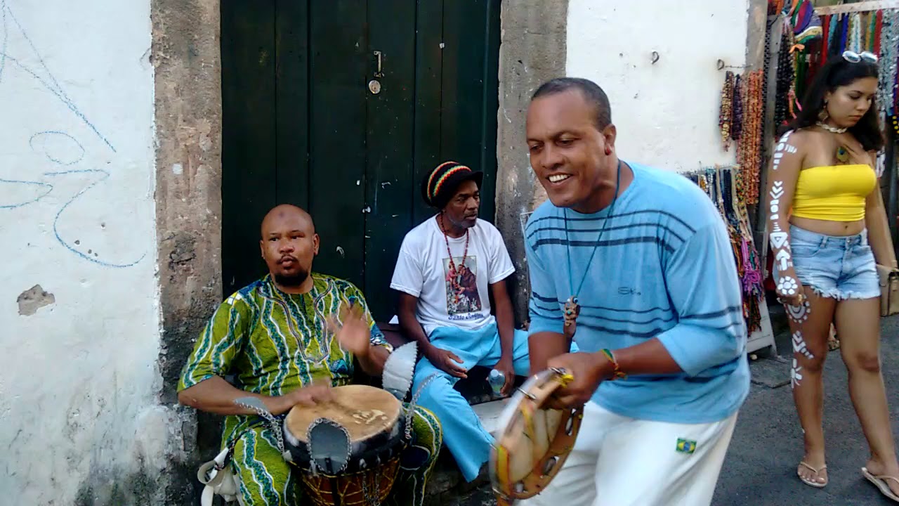 Almir Mão De Ferro e Abu Bakr (Djembe x pandeiro)