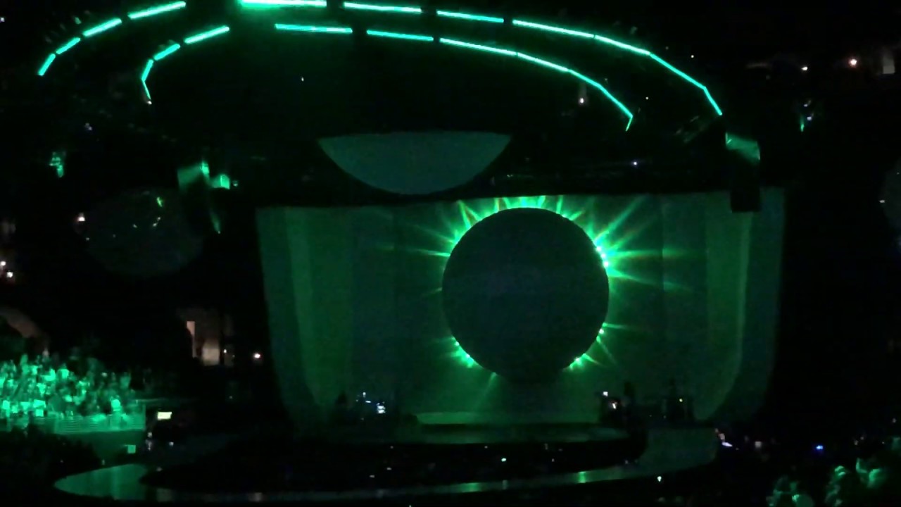Ariana Grande - Fake Smile LIVE @ Sweetener Tour LA- Staples Center 5/6/19