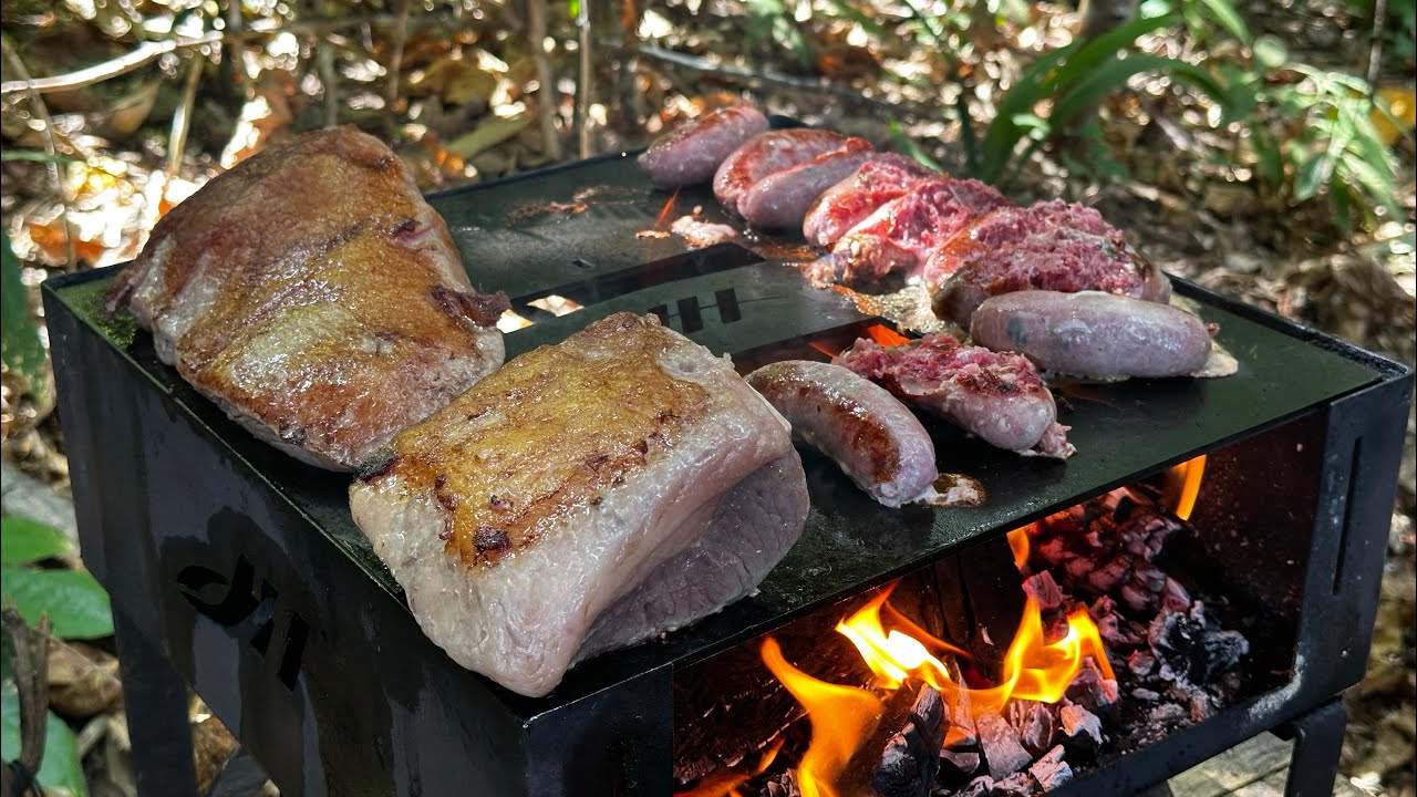 PESCARIA E COMIDA NO ACAMPAMENTO