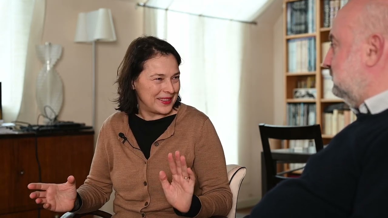 Val&eacute;rie Bugault pr&eacute;sente son monde d'apr&egrave;s