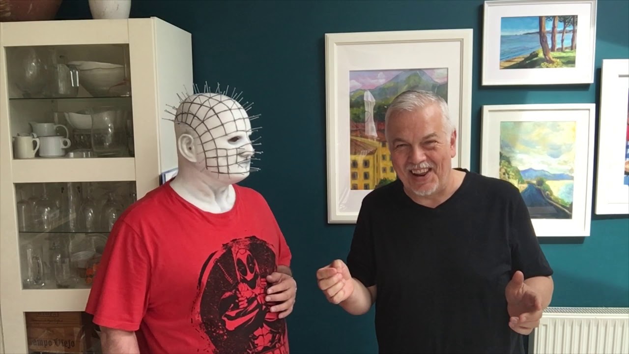 Hellraiser: (Unboxing) Costumes, Pinhead Silicone Mask & Props