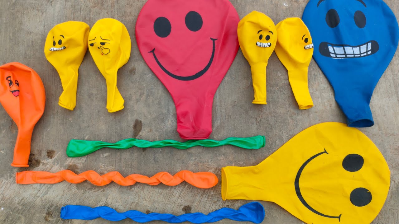Meniup Balon Panjang Warna Warni,Balon Emoji Jumbo,Balon Karakter Kuning Bareng DulDul Sambil Nyanyi