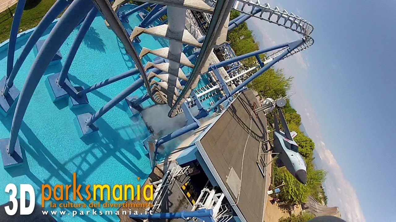 Gardaland: BLUE TORNADO in 3D (POV)