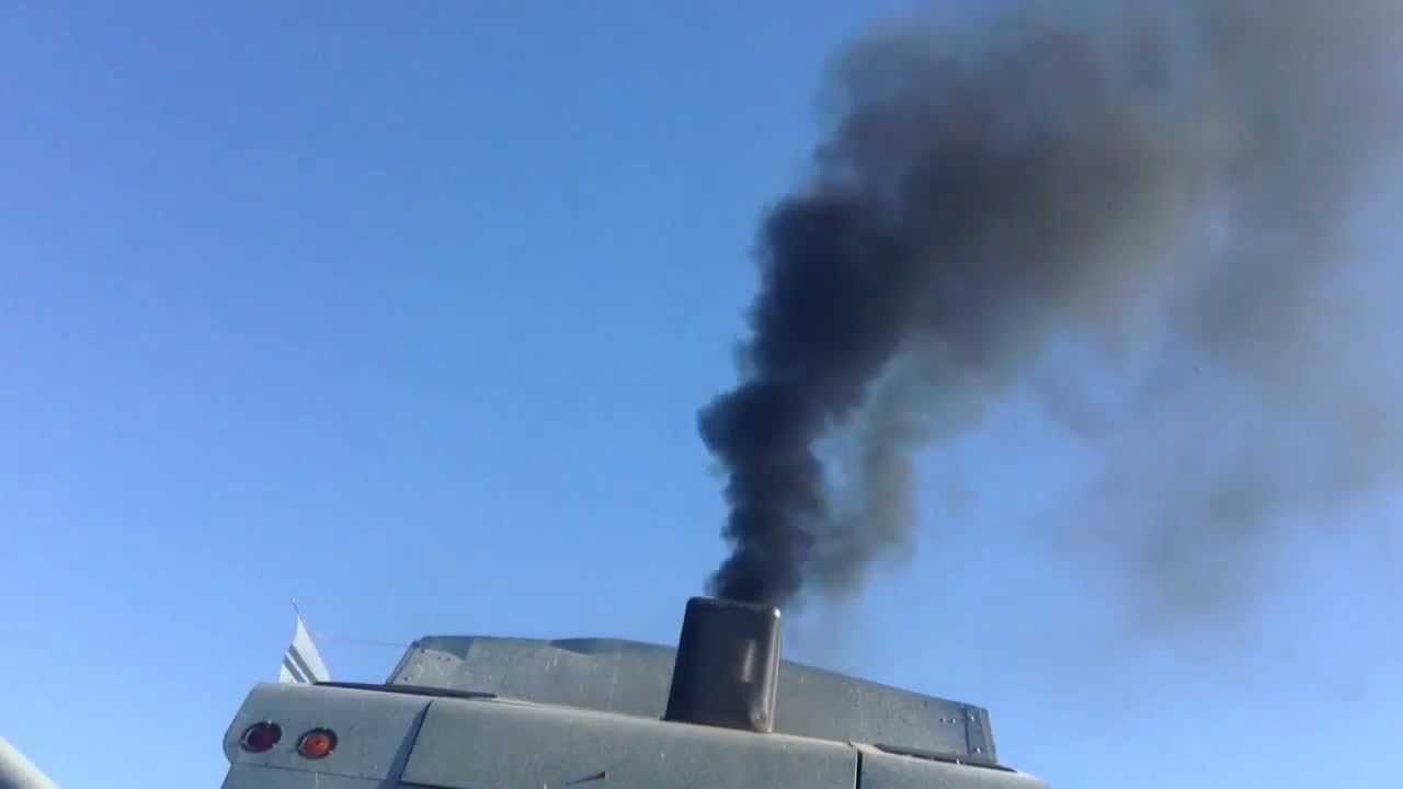 Smokey Gleaner N7 cold start!
