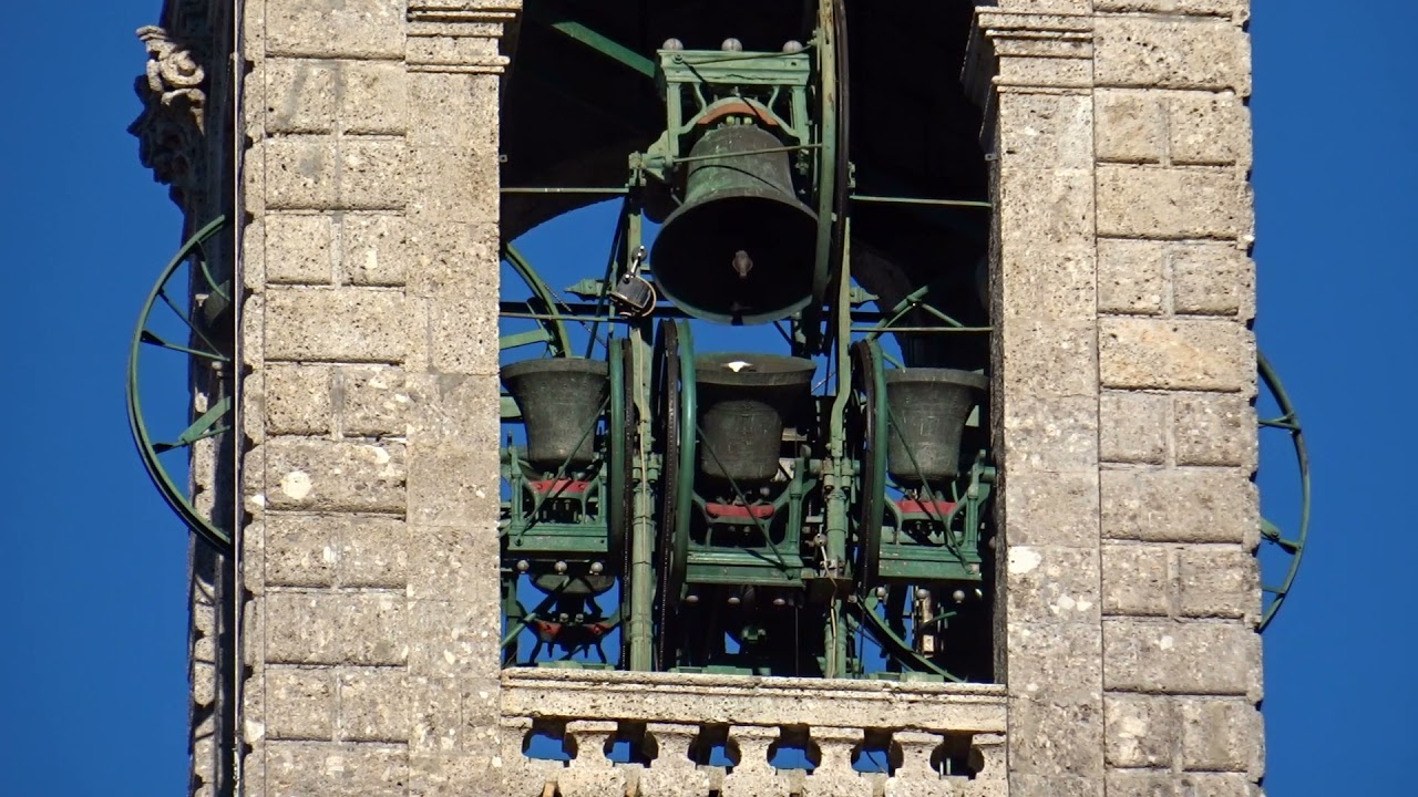 Le campane di Castione della Presolana (BG)
