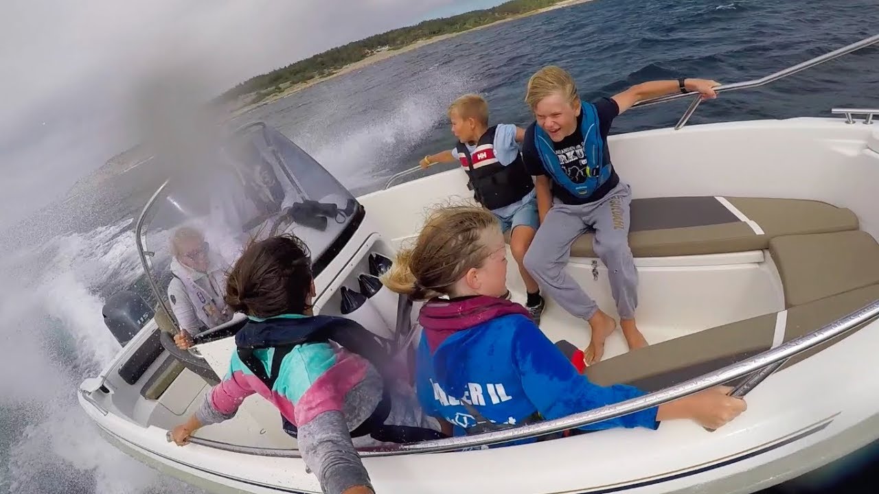 Båttur på Hvaler, fra Skipstadsand til Hærføl i en Yamarin 61cc