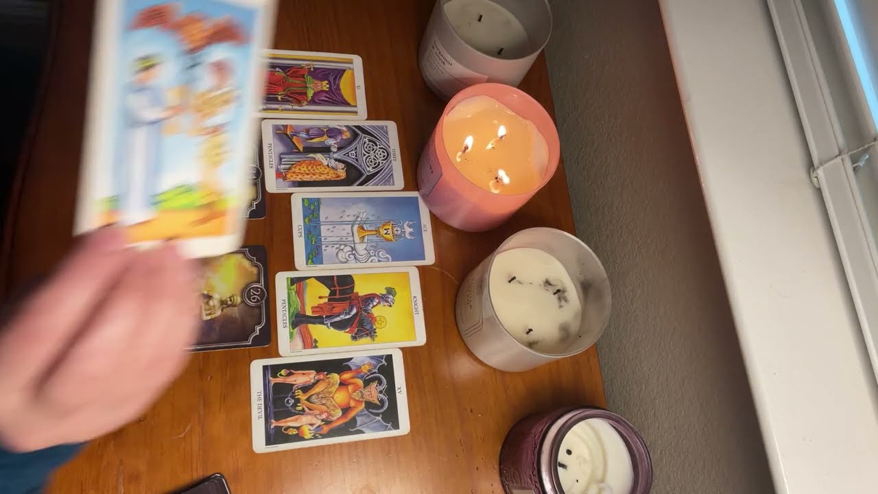 من هو الشخص القادم لحياتك💍👰‍♀️#مواصفات_زوج_المستقبل #tarot #العلاقات_الثلاثيه #المنفصلين #الحبيب 
