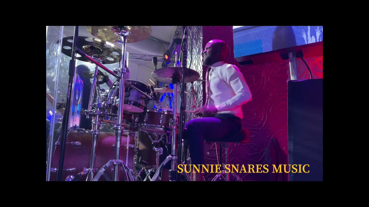 WORLD’S HOTTEST MAKOSSA PRAISE LIVE AT COZA - A MUST WATCH