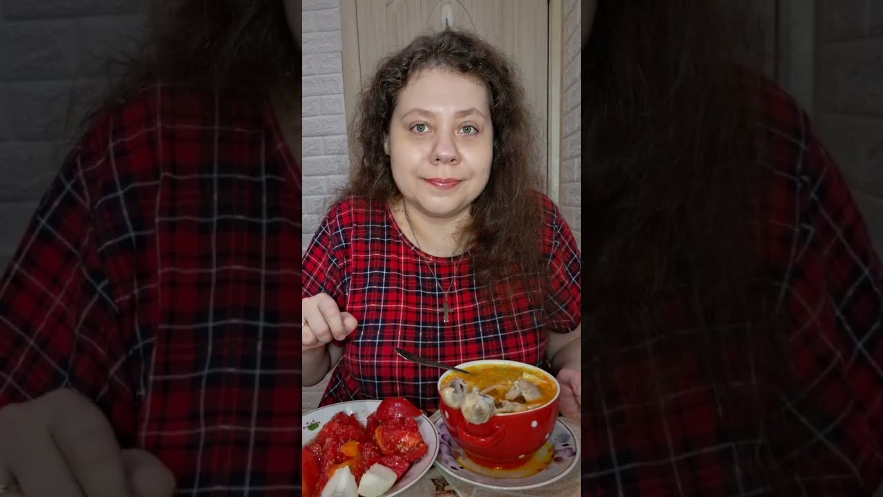 Мукбанг Куриная лапша с голенями