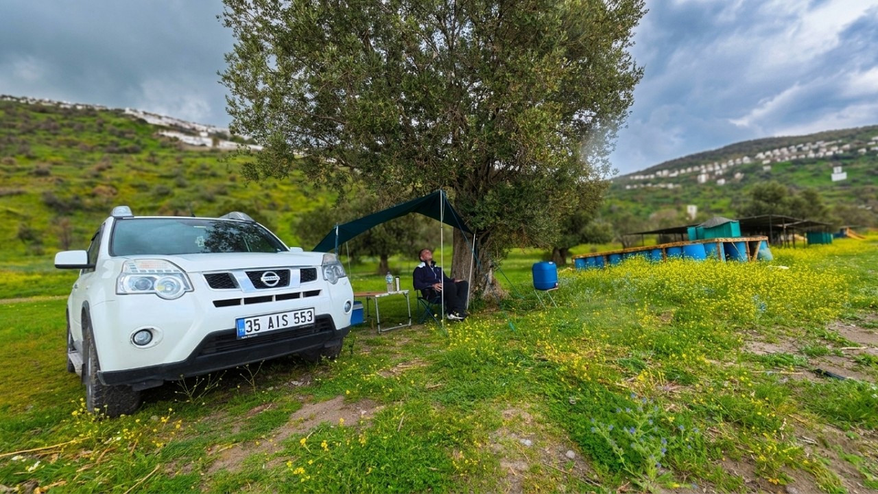 BU KOY TAM KAMPLIK! | 1 Gece Solo Kamp ve Balık Avı Denemesi
