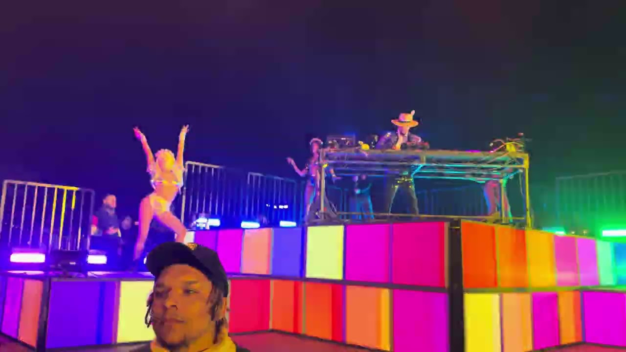 Dombresky - Young M.A Stephanie remix Coachella 2025 Campground