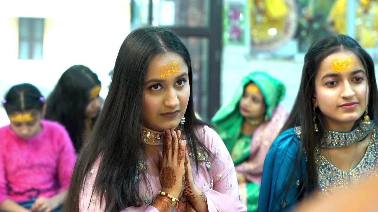 RADHA SANKIRTAN || SURI FAMILY