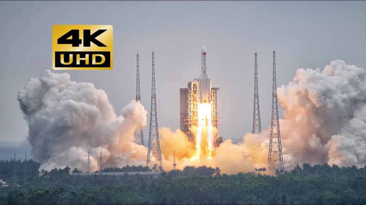 Launch of China Space Station rocket中国空间站天和核心舱发射4K慢镜头