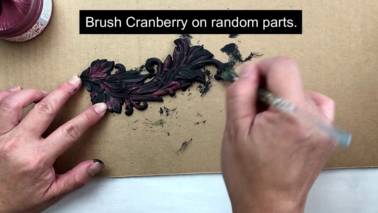 Get a Patina Effect with Chalk & Wax Pastes!