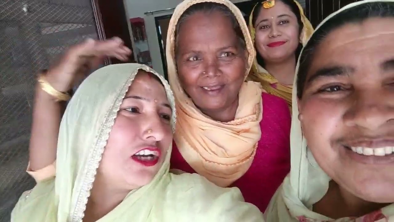 आज गई मैं हल्दी की रस्म मैं