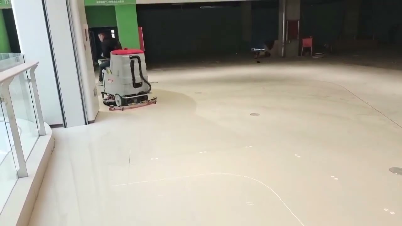 Pinsidun PSD-XJ860 floor scrubber: Cleans in one pass, dries instantly!