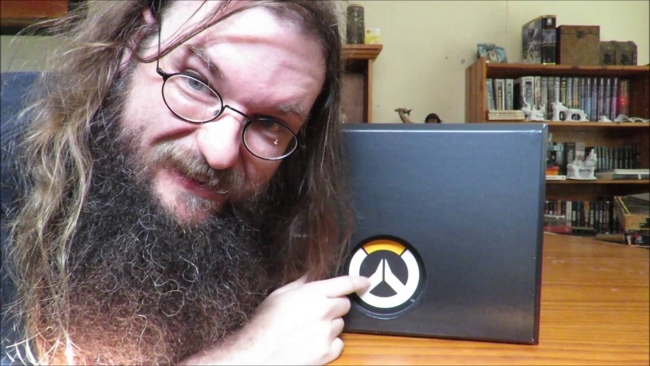 Overwatch Collector's Edition - Cracking Unboxing