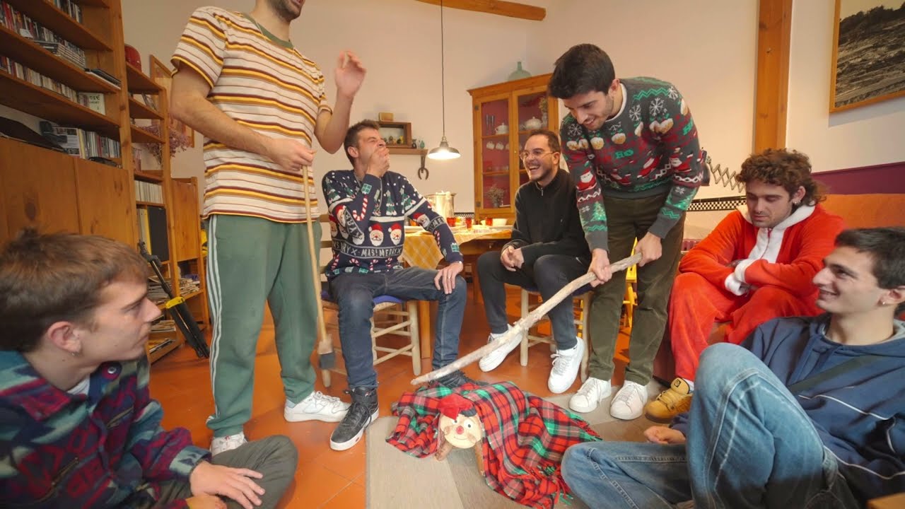 BOOM BOOM FIGHTERS & COOKAH P - El tió no vol cagar [Videoclip]