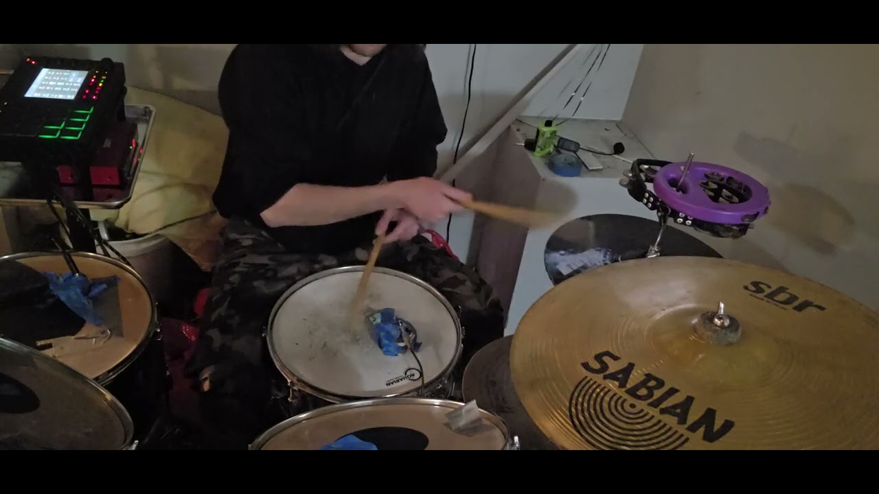 Drums into ddrum ddti into akai mpc live
