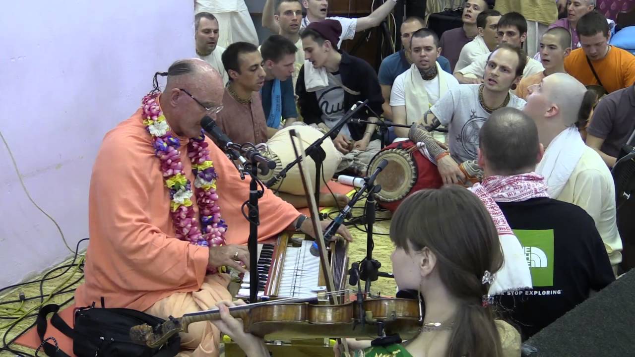 Маха киртан Е С  Индрадьюмны Свами СПБ 15 мая 2016 г