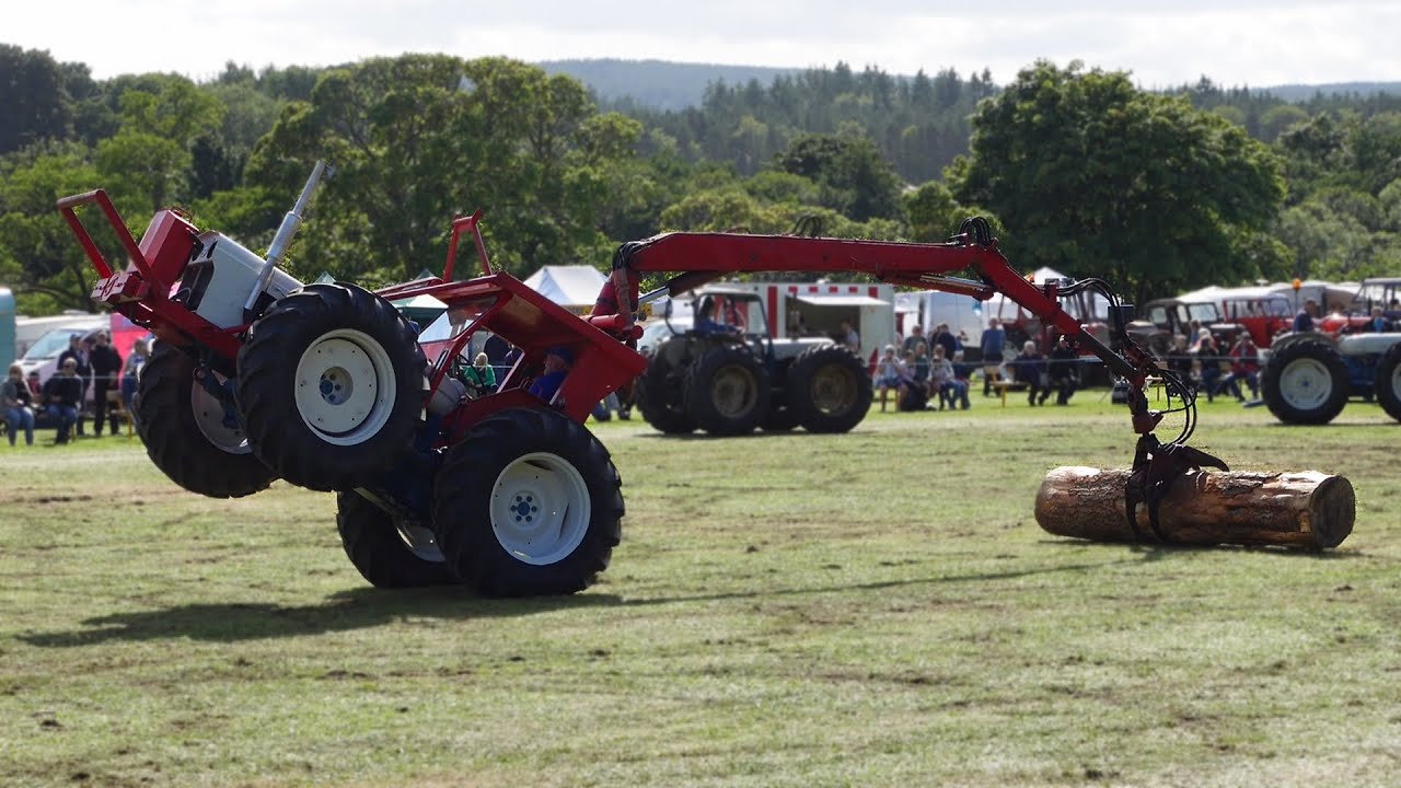 County Tractor Does Massive Wheelies! | DSVC Rally 2024