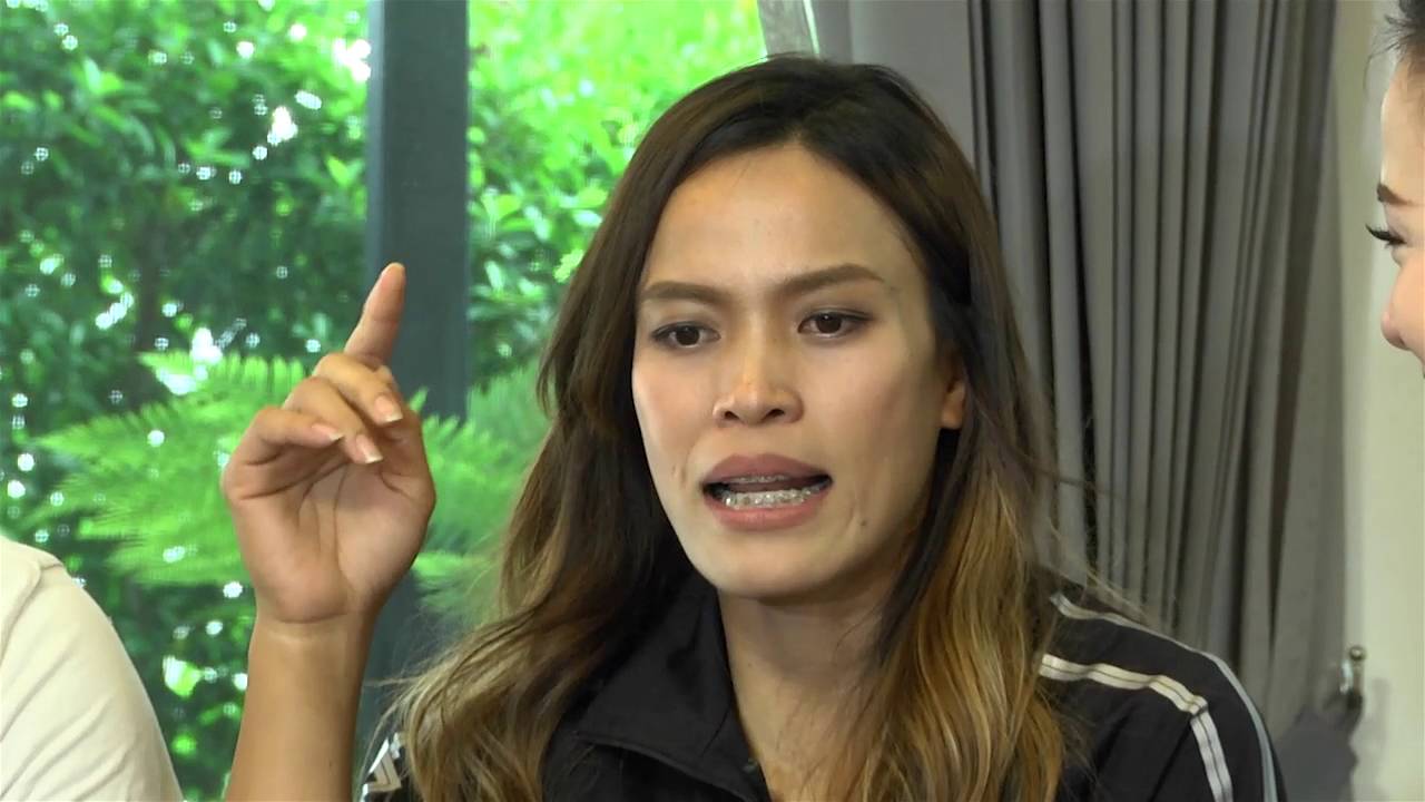 กลับบ้านเรารักรออยู่ | 20 สิงหาคม 2559 | บุกเรือนหอ “คู่รักนักวอลเล่ย์” | HD