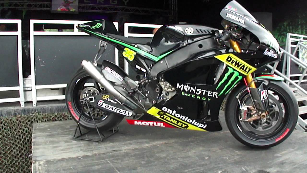 Tech3 Monster energy Yamaha M1 MotoGP Brno 2012