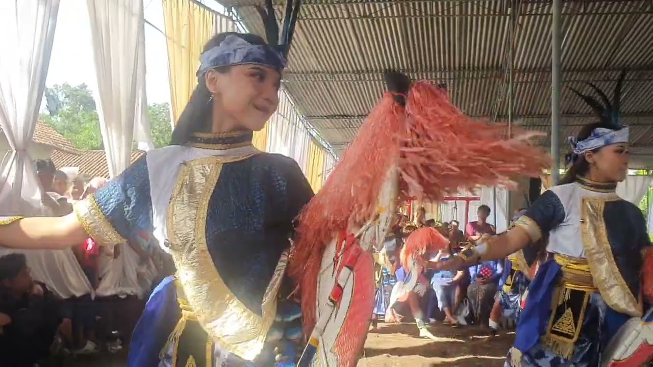 Jarkep Kuda Lumping Putri di Wiromartan Mirit