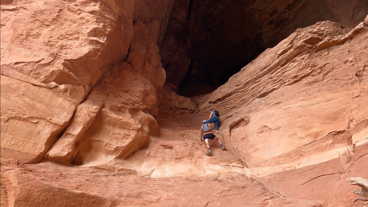 This Hike Was NOT What We Expected | Keyhole Cave Hike in Sedona, Arizona