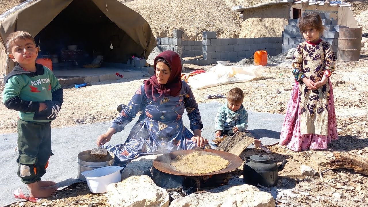Making oak bread by nomadic women