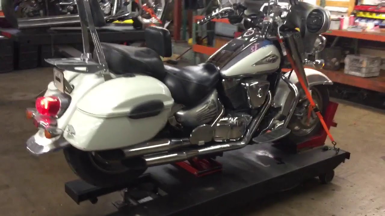 2004 Suzuki Intruder LC VL1500 (white) 2539 Fallen Cycles