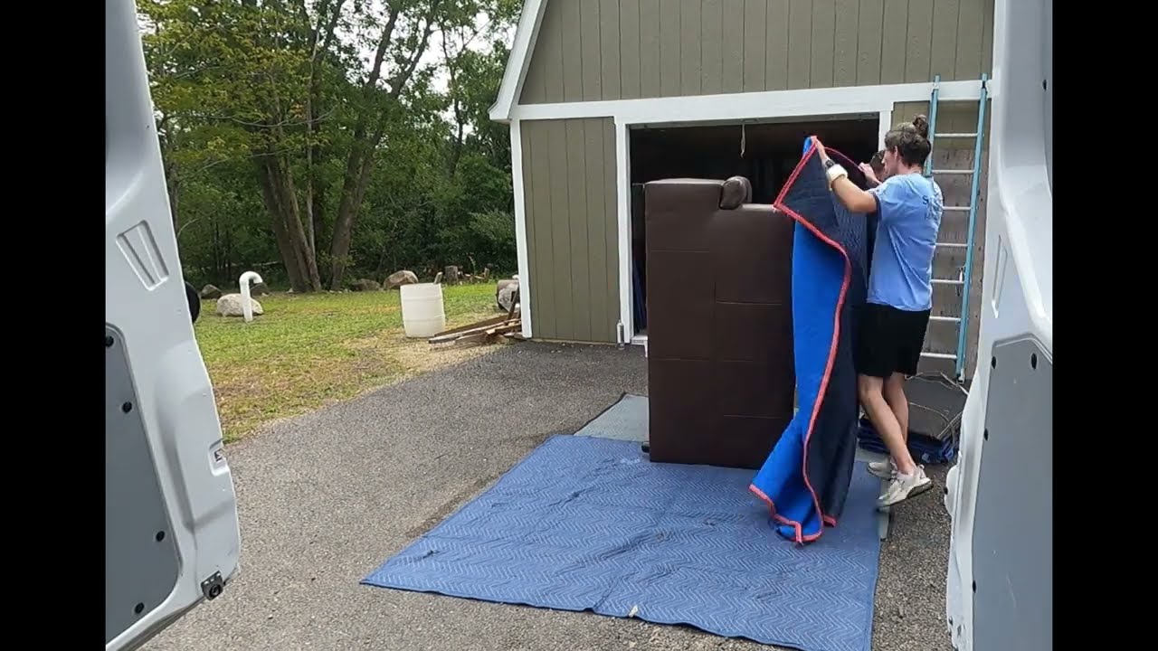 New Day, New Move – Furniture Packed to Perfection!