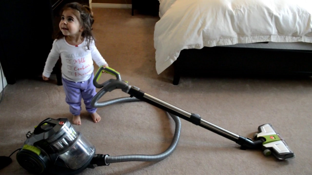 Hoover Air Pro Bagless Canister Vacuum Review - Part 2 of 2