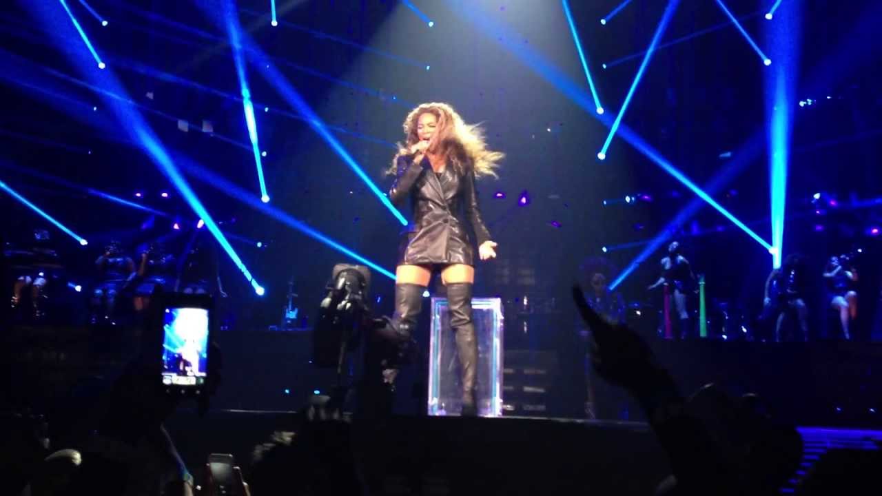 Beyoncé - I Care Live (The Mrs. Carter Show) - Wells Fargo Center Philly