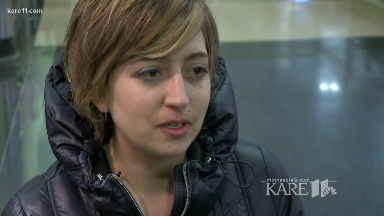 Defeated Vikings fans return from Philly