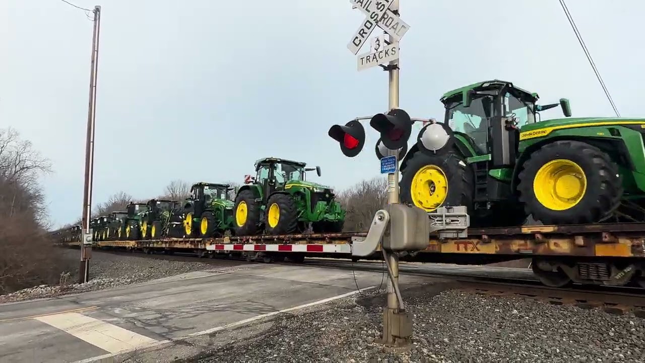 NS 18N at Sunnyside Rd Crossing!